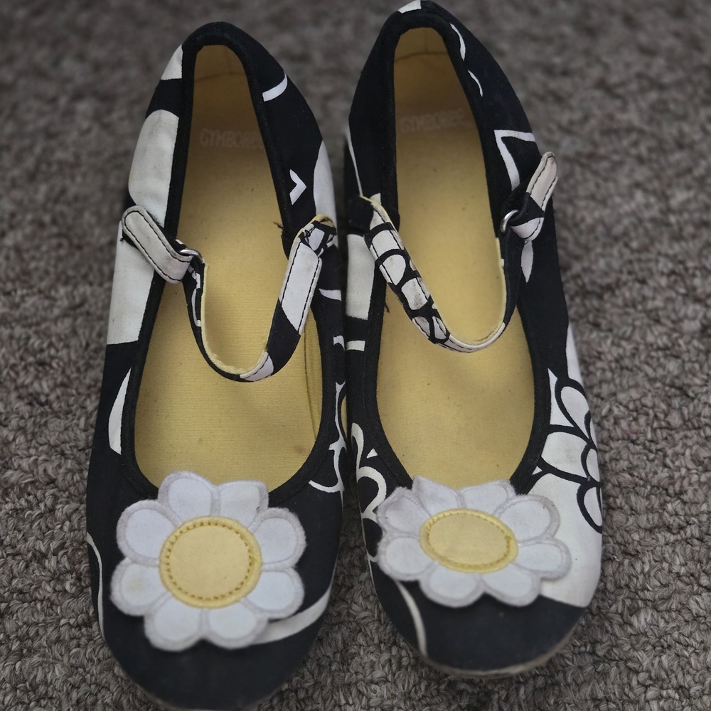 Gymboree Black and White Floral Mary Janes